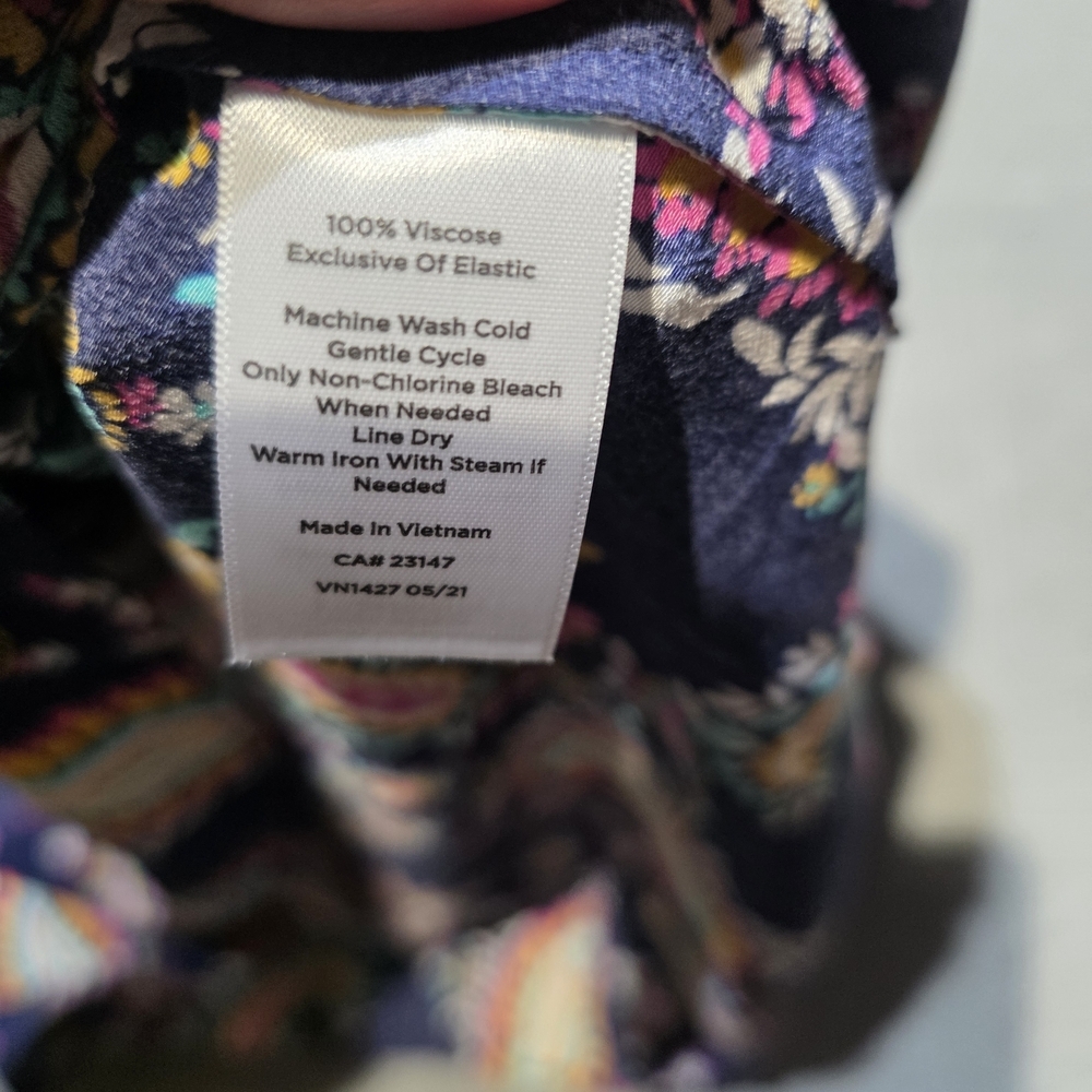 Talbots NWT Navy Paisley Print Blouse 3X PTP 25 - Picture 4 of 4